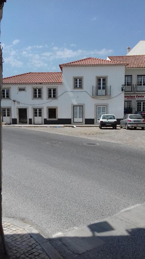 Largo Da Rainha, Guesthouse Merciana Exteriér fotografie