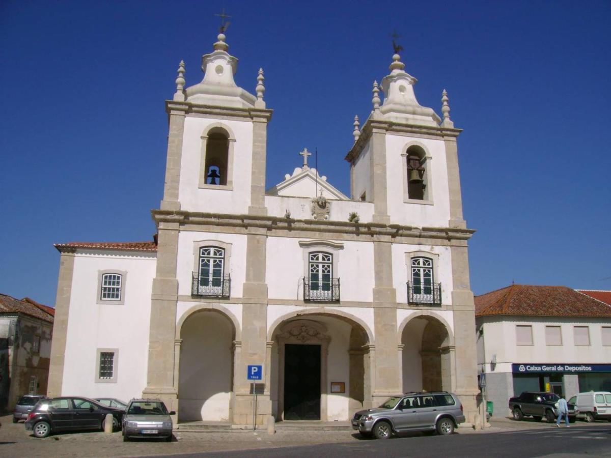Largo Da Rainha, Guesthouse Merciana Exteriér fotografie