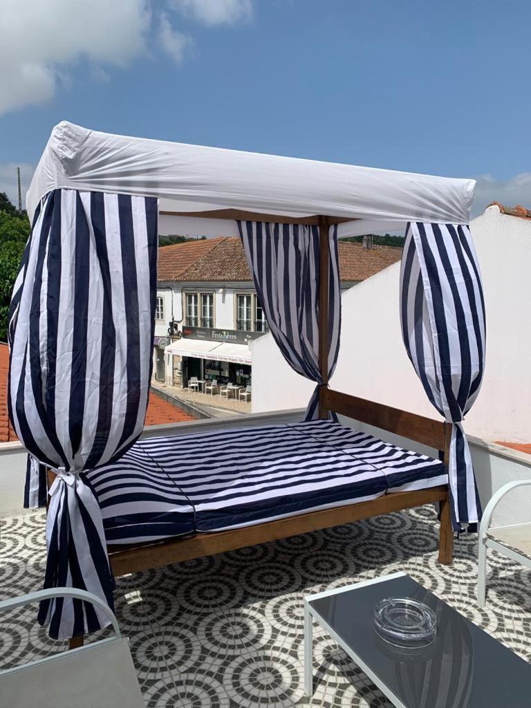 Largo Da Rainha, Guesthouse Merciana Exteriér fotografie